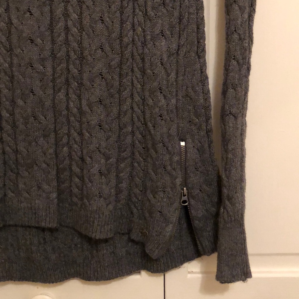 Sweater - Picture 2 of 3